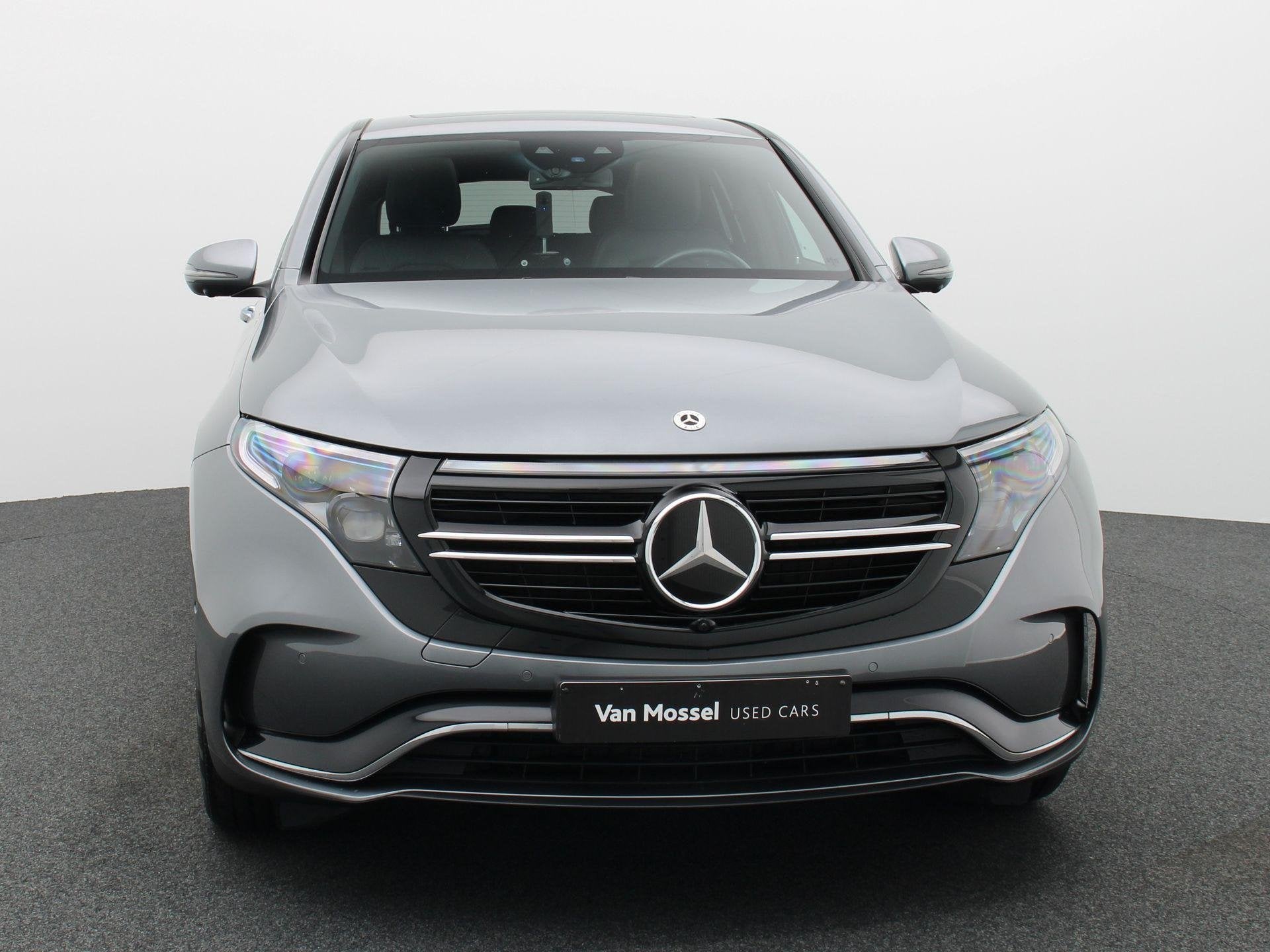 Mercedes-Benz EQC 400 4M AMG LINE + HEAD UP + BURMESTER + OP, Auto's, Mercedes-Benz, Automaat, Stof, 80 kWh, 408 pk