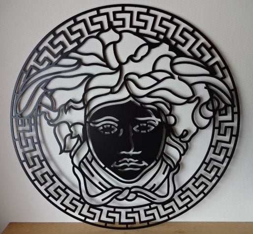 Wanddecoratie, Versace (stijl), kruis, Armani, Gucci- Logo, Antiquités & Art, Art | Peinture | Moderne, Enlèvement ou Envoi, Métal