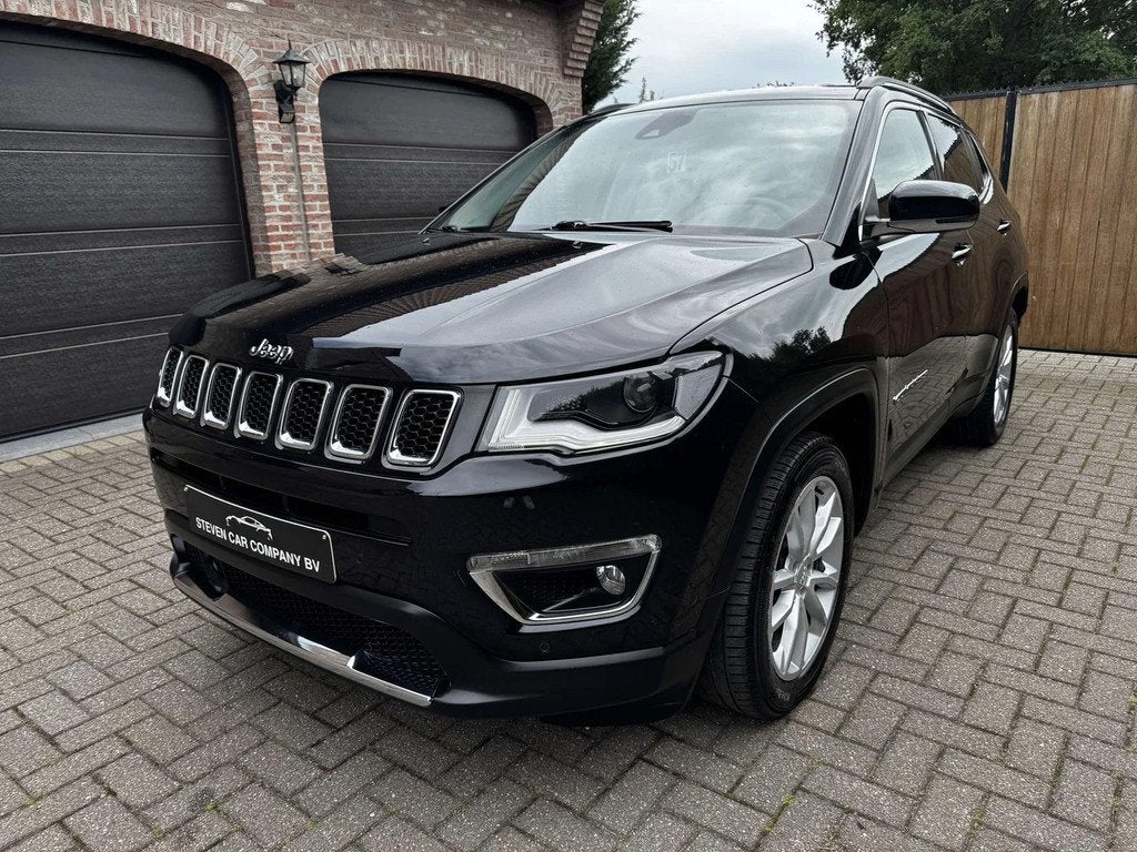 Jeep Compass | FULL LED | CAMERA | NAVI | CARPLAY | DUAL AUT, Gebruikt, 4 cilinders, 1505 kg, Zwart