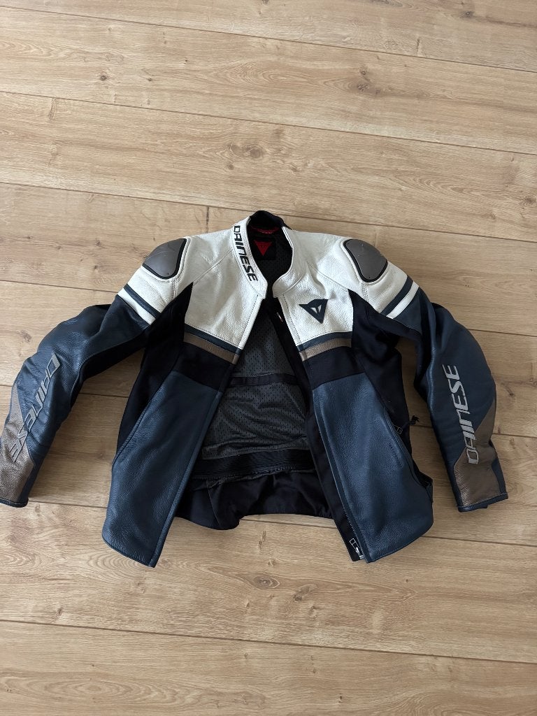 Dainese Dames motorjas -maat 42, Motoren, Ophalen, Dainese, Jas | leer, Dames