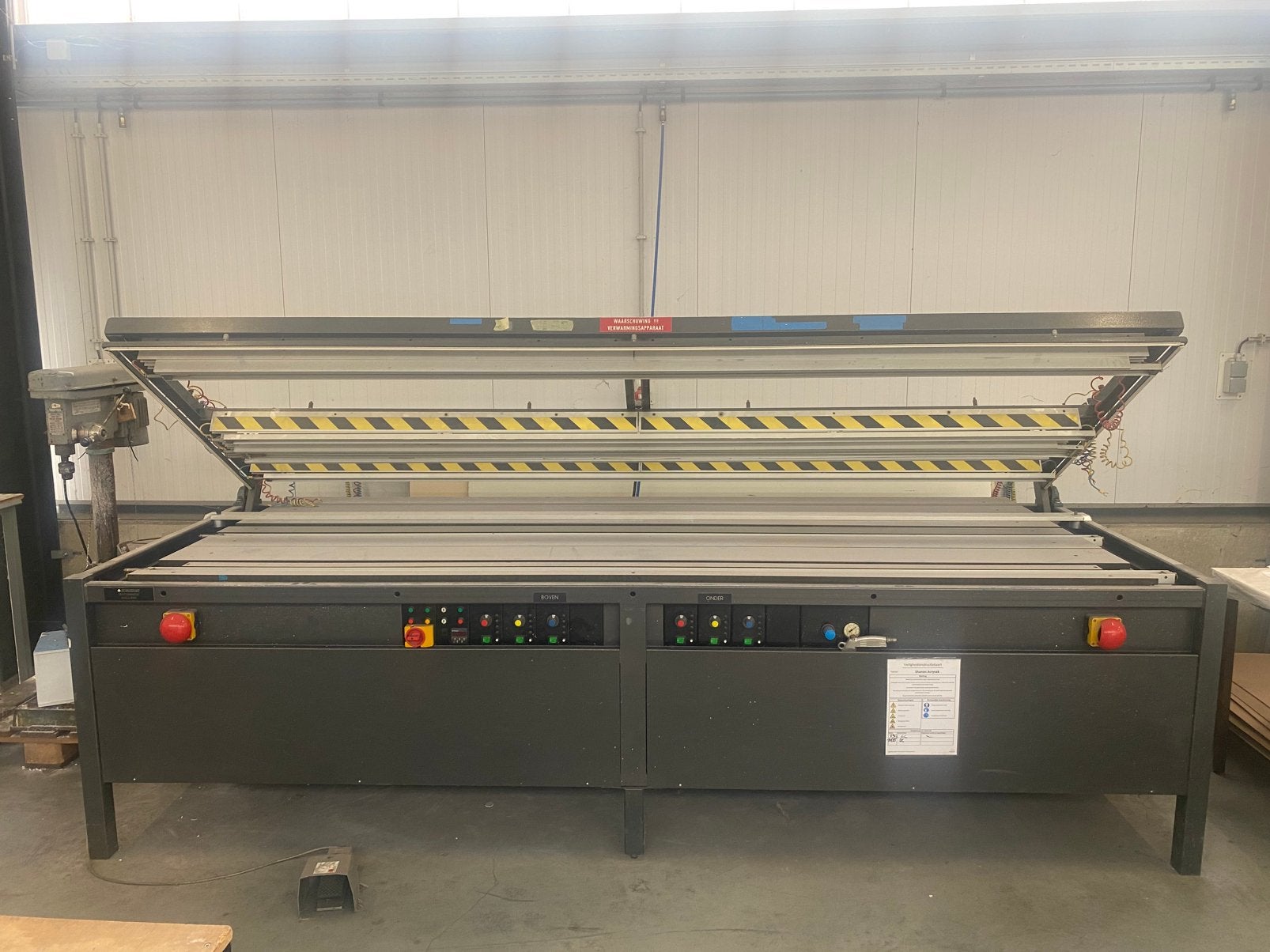 Kunststof buigmachine 3000mm, Ophalen