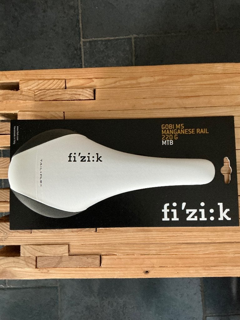 Fi’zi:k zadel gobi m5, Vélos & Vélomoteurs, Vélos Pièces, Autres matériaux, Selle, Enlèvement, Racefiets