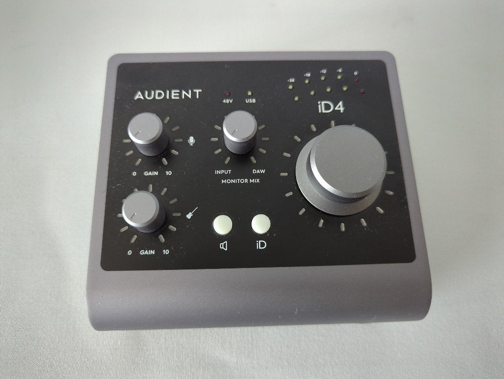 Audient iD4 MKII USB-C Audio-interface, Enlèvement ou Envoi, Utilisé