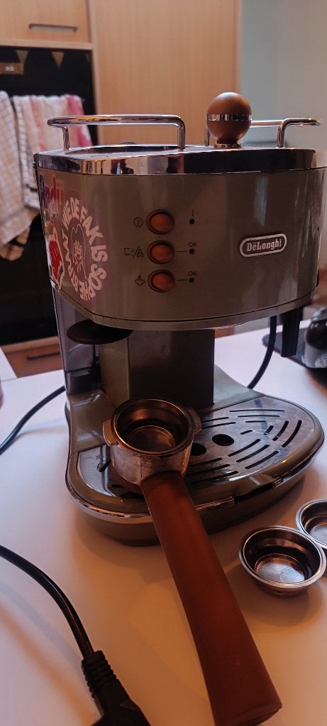 Koffieset: espressomachine + bonenmaler (ook apart te koop), Réservoir d'eau amovible, Combiné, Café en grains, Enlèvement