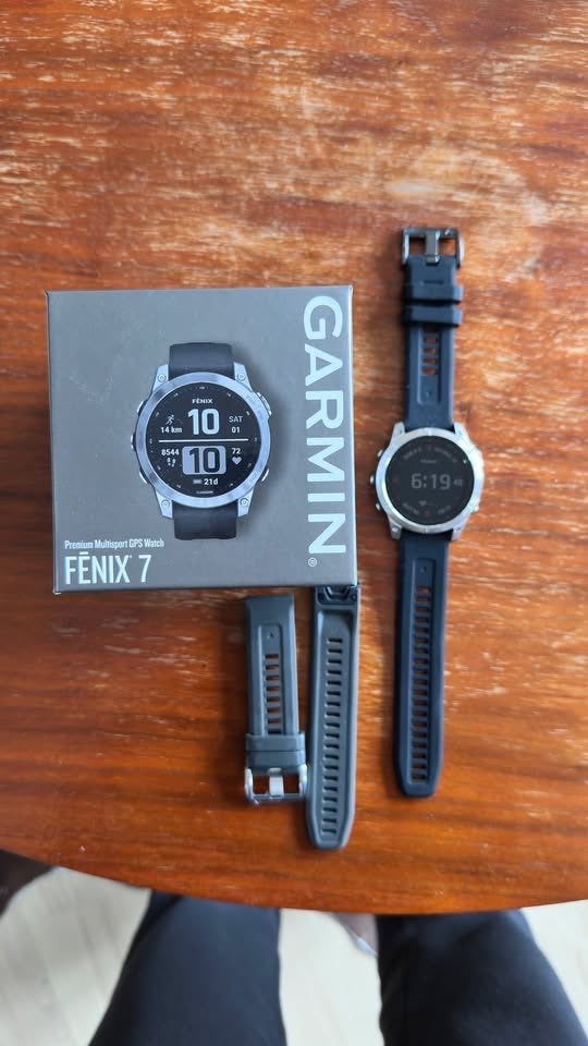 Garmin Fenix 7 (utilisé 4 fois comme neuf), Gris, Comme neuf, Garmin Fenix 7x pro Sapphire solar, Enlèvement