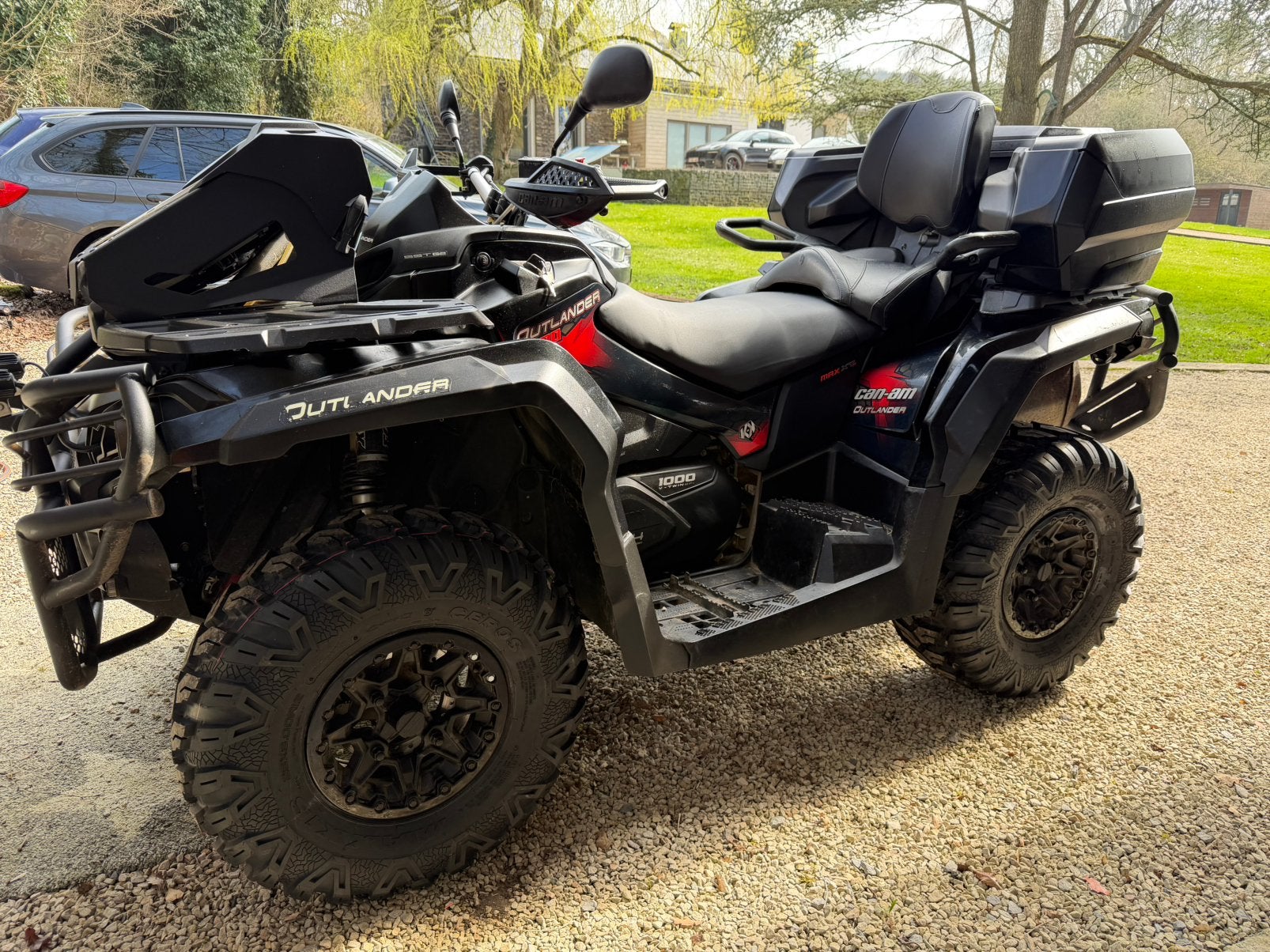 Quad Can-Am outlander 2017  1000cc TRACTEUR Agricol, Motoren, Quads en Trikes, meer dan 35 kW, 2 cilinders, Ophalen