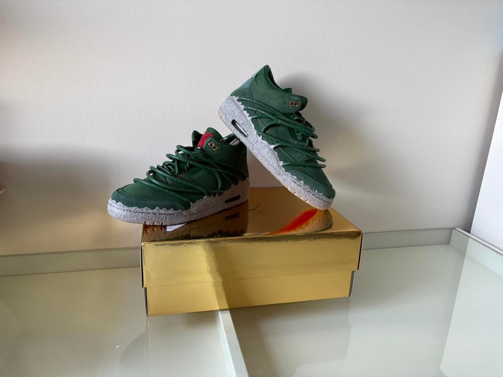Air Jordan 3 x Teyana Taylor “ Concrete Rose “ Maat 44,5, Neuf, Enlèvement ou Envoi, Autres couleurs, Baskets