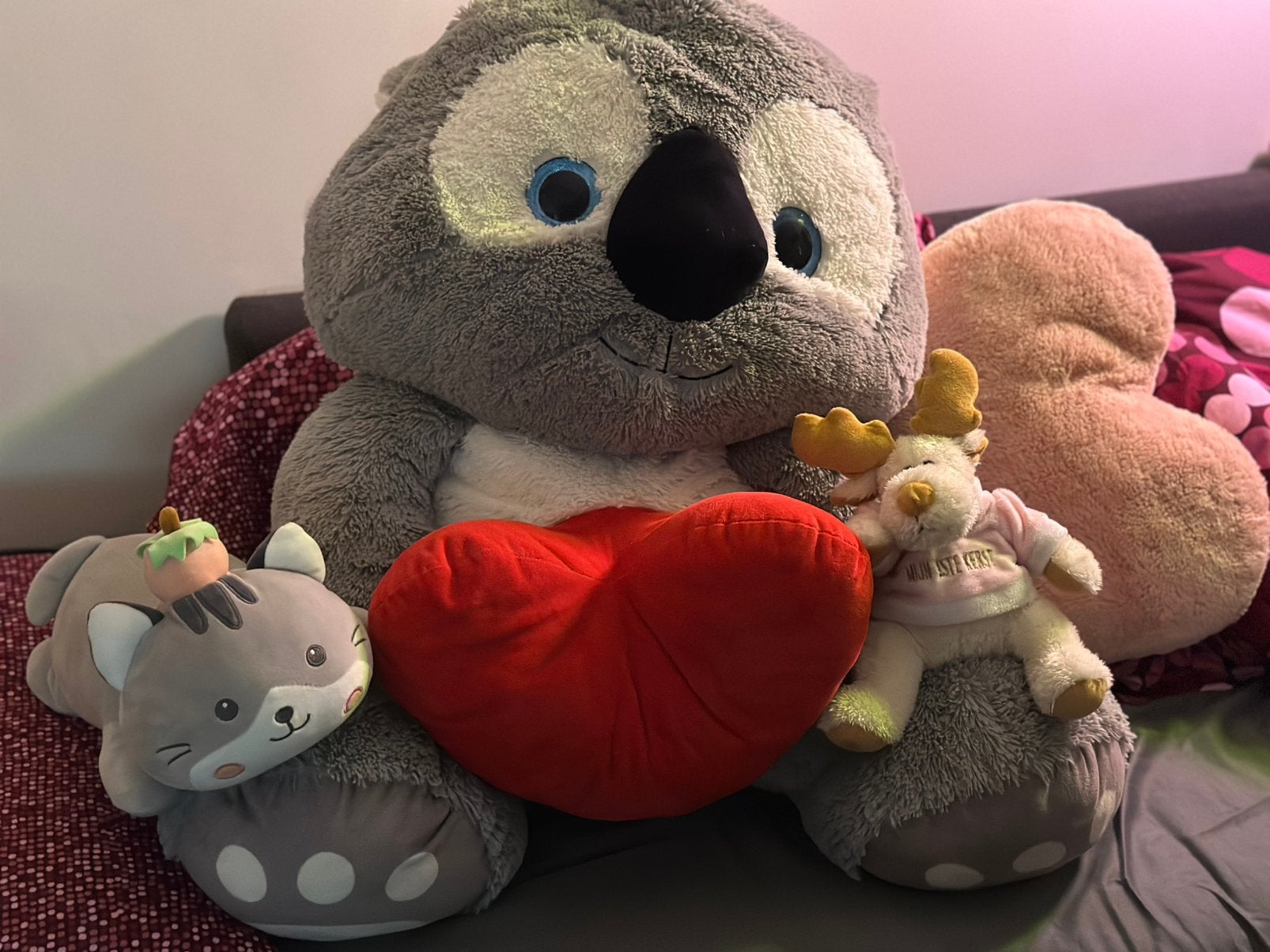 3 knuffels - koala knuffel - kerst knuffel hertje - kat, Kinderen en Baby's, Ophalen of Verzenden, Zo goed als nieuw, Kat
