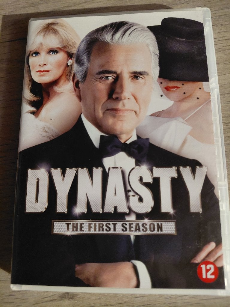 Dynastie First Season, Ophalen of Verzenden, Zo goed als nieuw, Seizoen 1