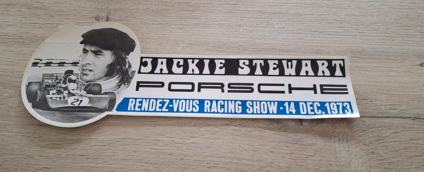 grand autocollant Porsche Racing Show 1973 Jackie Stewart, Collections, Enlèvement ou Envoi, Comme neuf, Voiture ou Moto