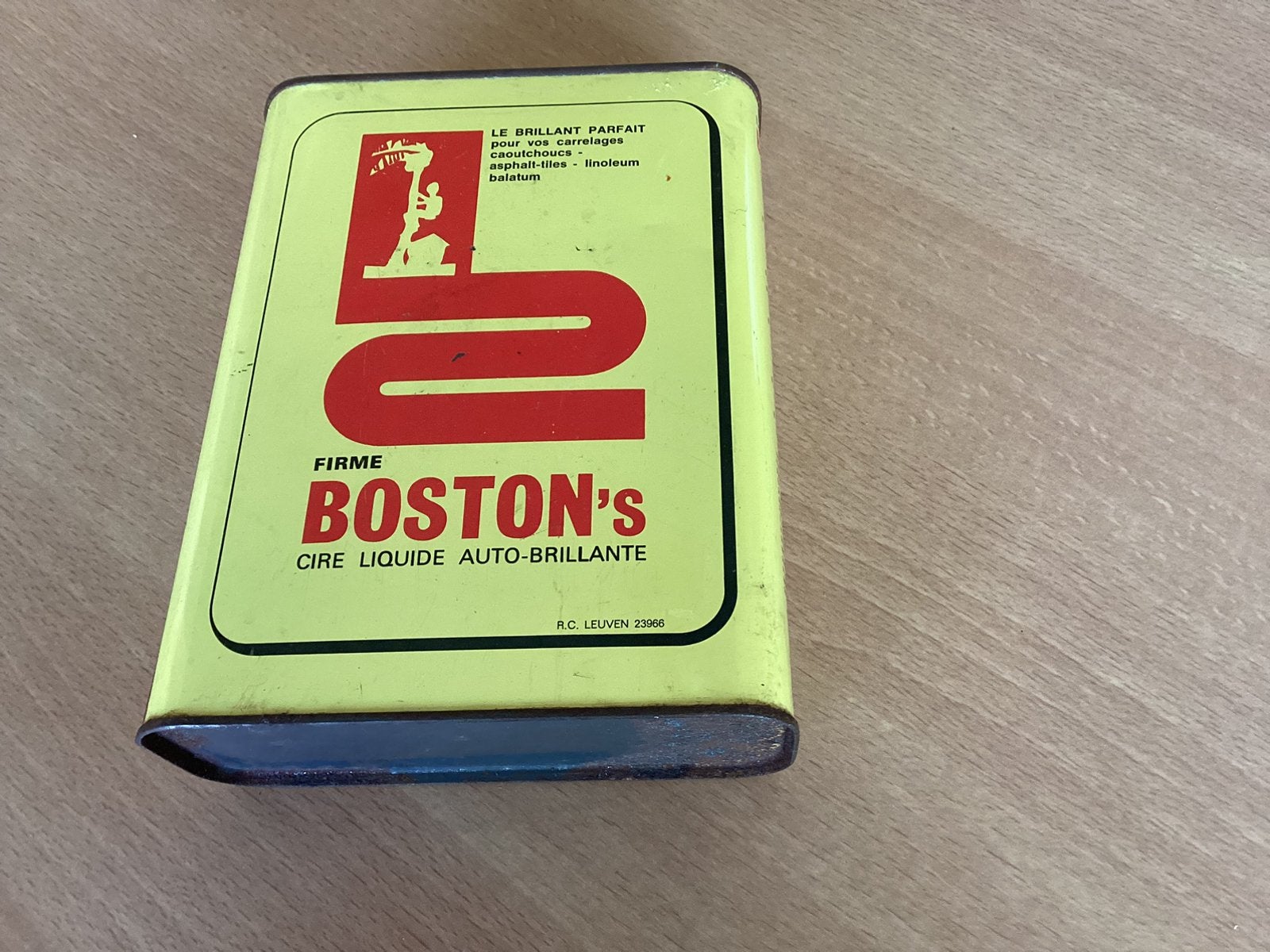 blikken doos van Boston,s Firme cire, Enlèvement ou Envoi, Comme neuf
