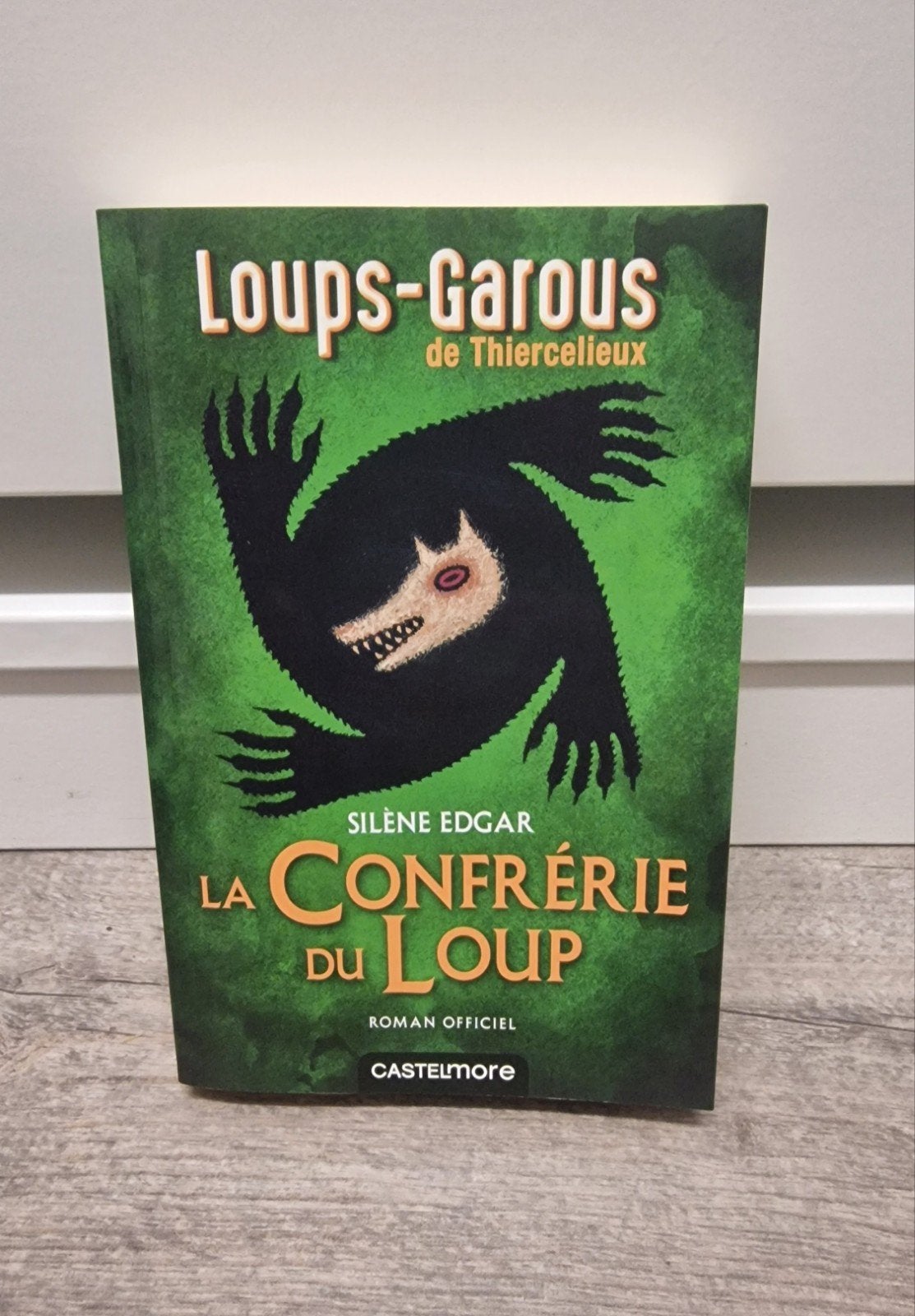 Les Loups-garous de Thiercelieux, Ophalen of Verzenden, Zo goed als nieuw