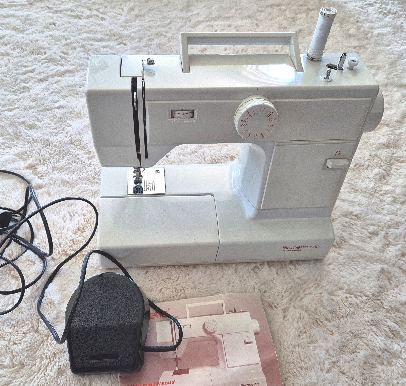 Machine à coudre Bernette, Enlèvement ou Envoi, Comme neuf, Machine à coudre