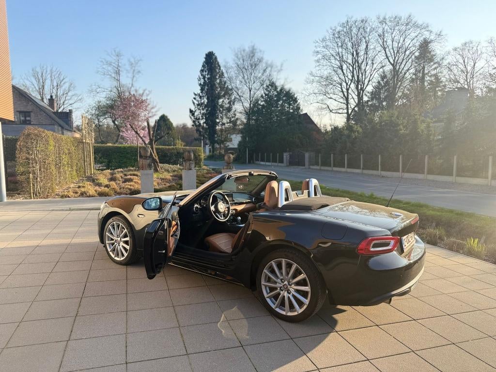 FIAT SPIDER 124, Auto's, Euro 6, 4 cilinders, Leder, Handgeschakeld
