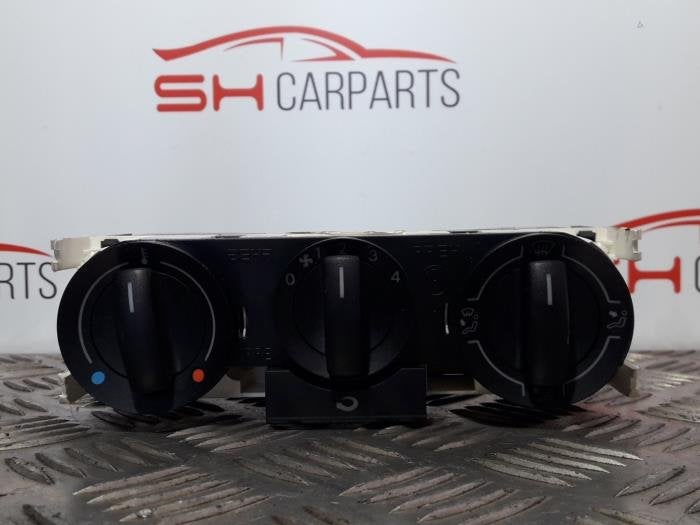 Panneau de commandes chauffage d'un Volkswagen Fox, Volkswagen, -, 3 mois de garantie, Utilisé