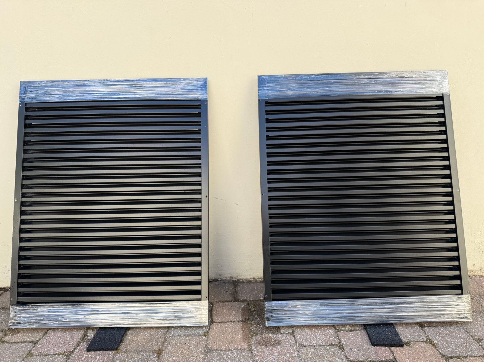 2x Renson aluminium ventilatierooster/gevelrooster 930x730mm, Doe-het-zelf en Bouw, Ophalen, Zo goed als nieuw