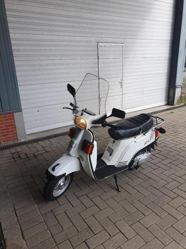 Suzuki CS125