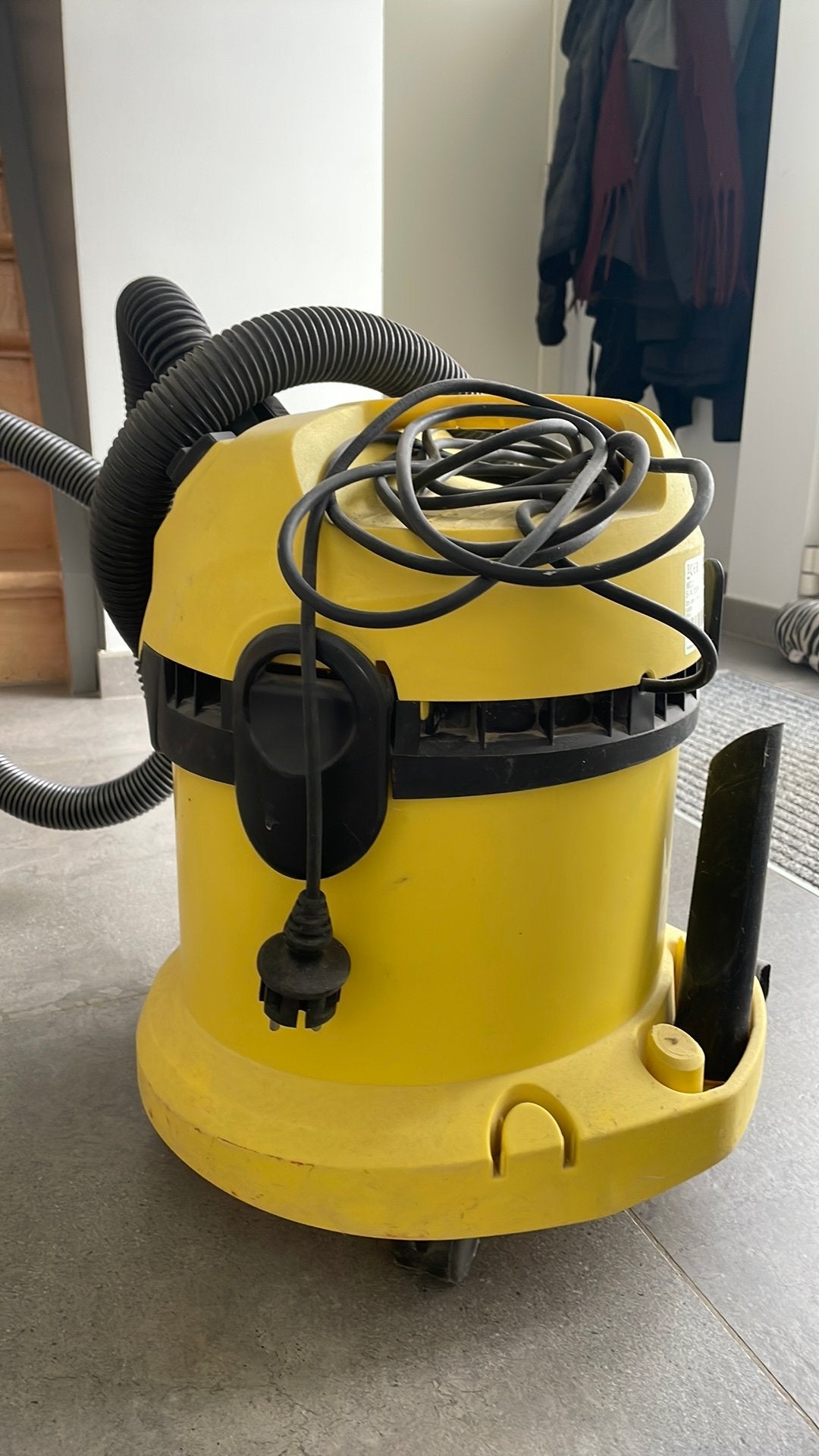Karcher bouwstofzuiger, Doe-het-zelf en Bouw, Ophalen, Zo goed als nieuw