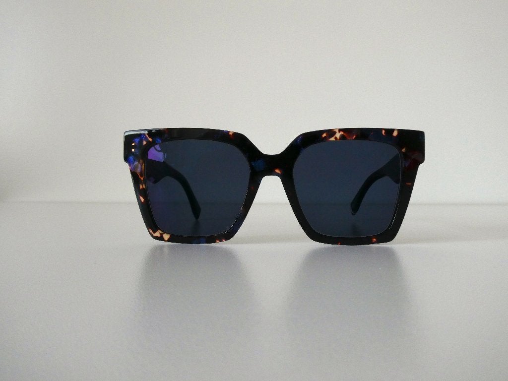 Zonnebril TOMMY HILFIGER voor dames, Enlèvement ou Envoi, Comme neuf, Lunettes de soleil