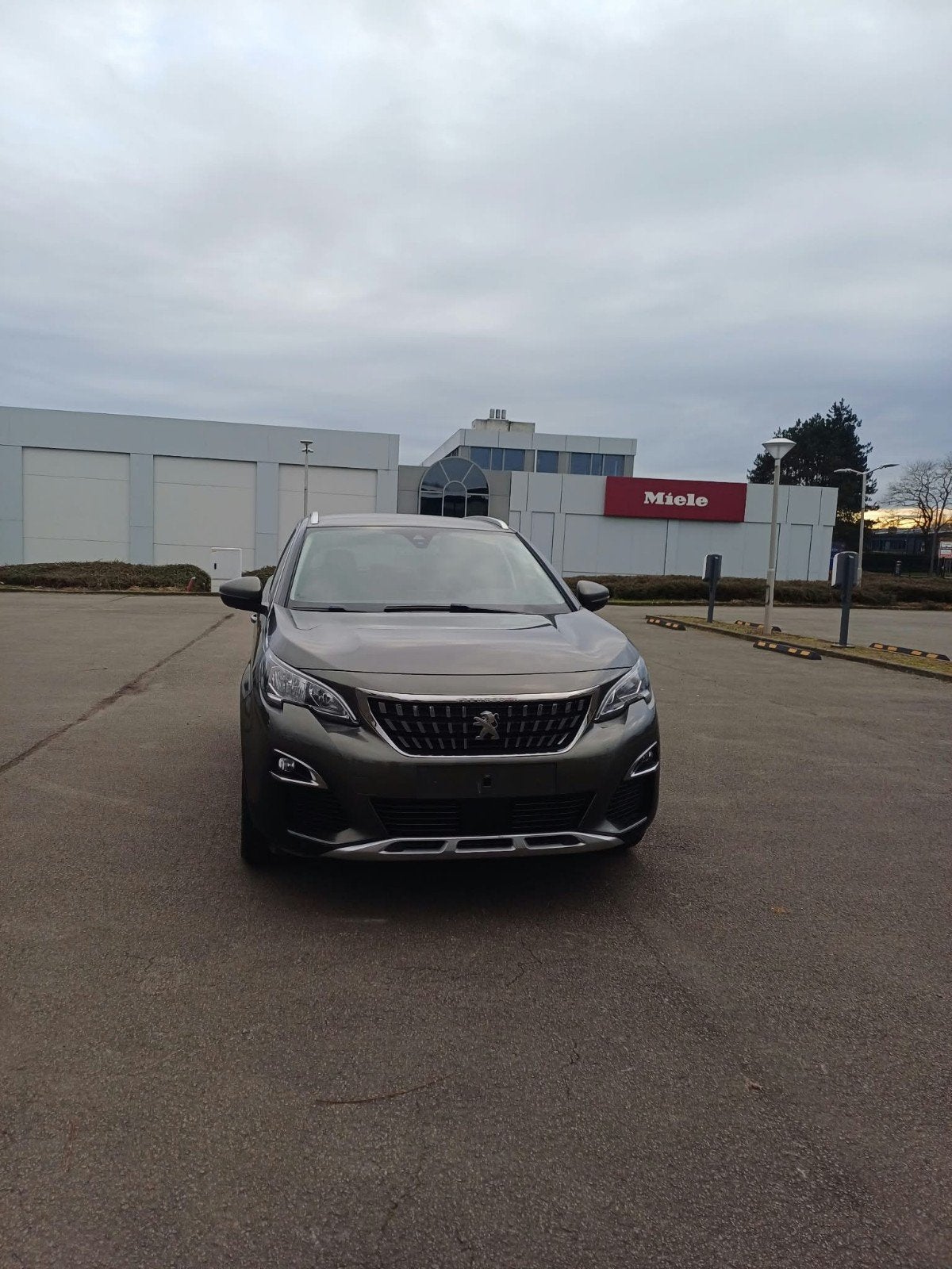 Peugeot 3008 2018 – Benzine – 96.000 km, Auto's, Euro 6, Overige bekleding, Bedrijf, 5 deurs