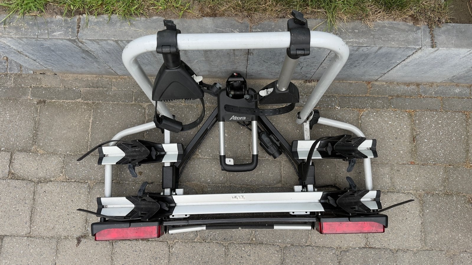 Fietsendrager Atera Kantelbaar, Auto diversen, Fietsendragers, Ophalen, 2 fietsen, Gebruikt, Trekhaakdrager