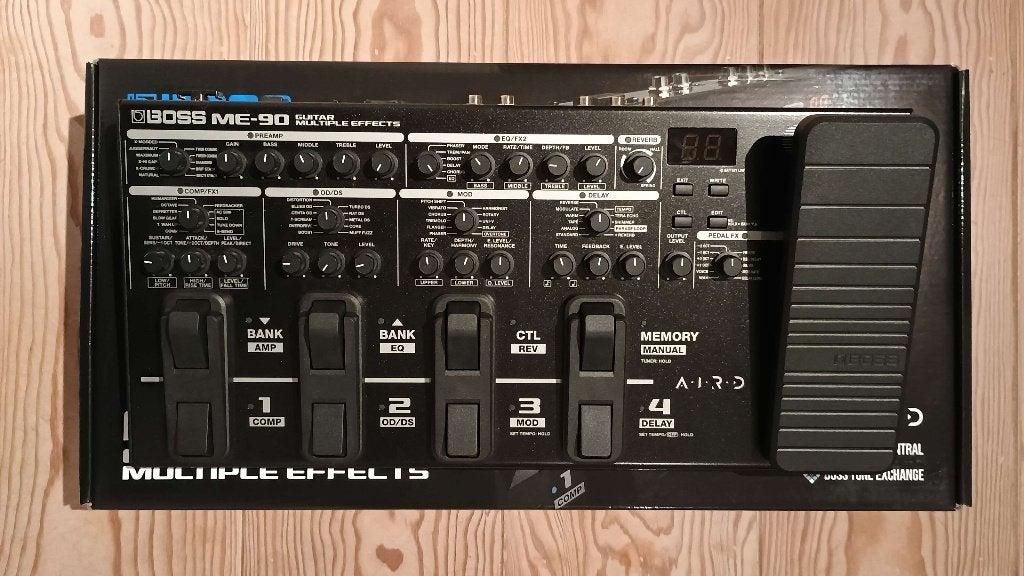 Boss ME-90 Pédalier Multi-effets, Muziek en Instrumenten, Ophalen, Zo goed als nieuw, Multi-effect