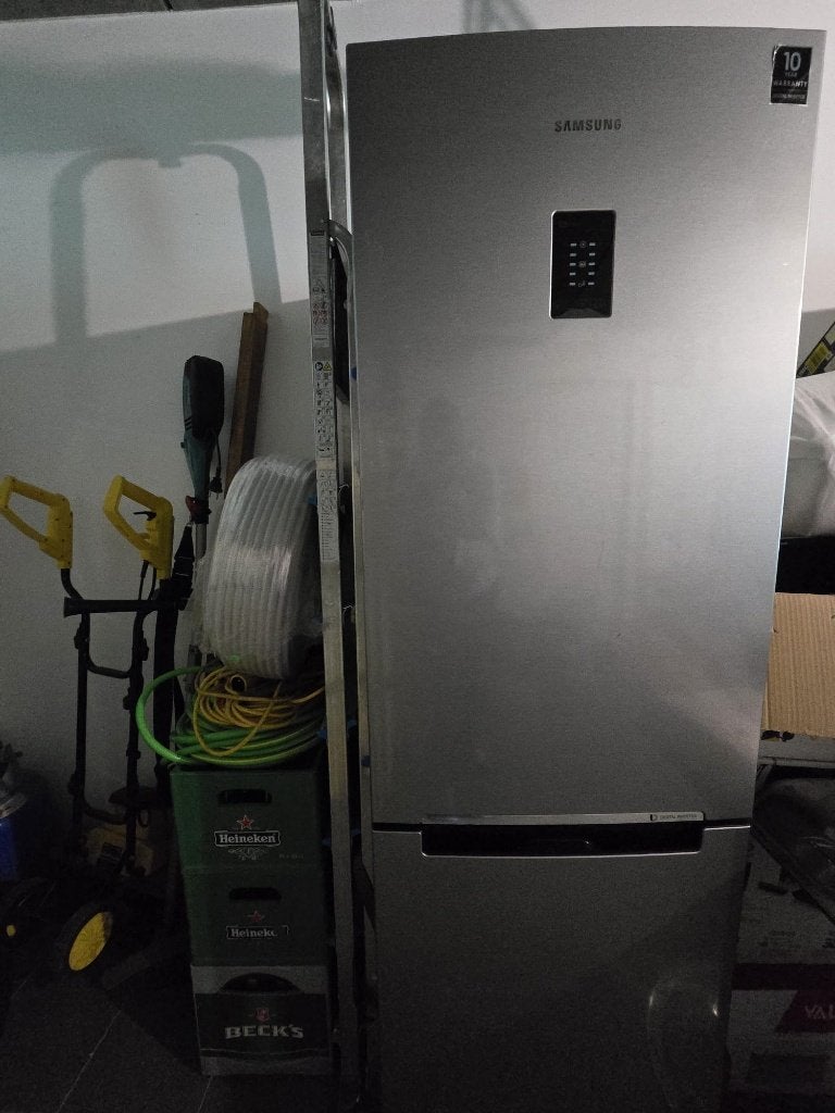 Frigo, Electroménager, Classe énergétique A ou plus économe, Avec compartiment congélateur, 160 cm ou plus, Utilisé
