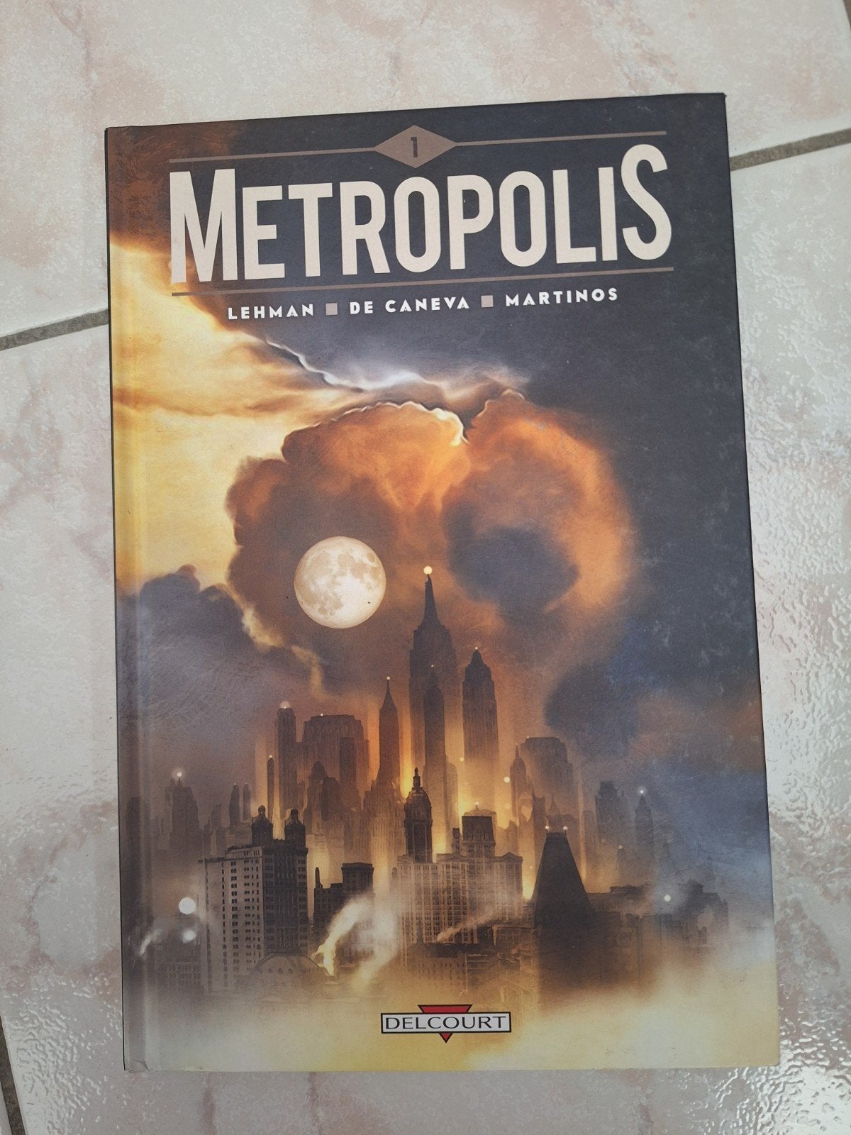 Metropolis 1 2014, Eén stripboek, Zo goed als nieuw