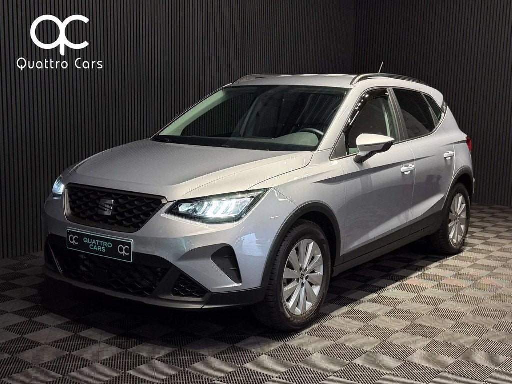 SEAT Arona 1.0 TSI - Boite auto - Car play - Sièges chauffa, Autos, Seat, Argent ou Gris, Achat, Entreprise, Noir
