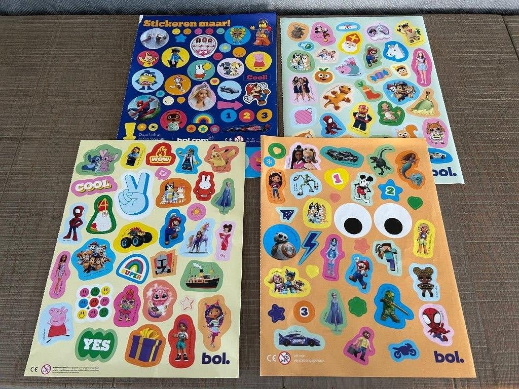 Nieuw! 4 stickervellen, Ophalen of Verzenden, Nieuw, Overige typen
