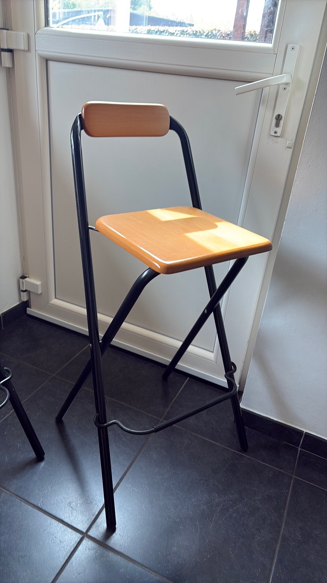 Inklapbare barkrukken – massief hout & metaal, Huis en Inrichting, Ophalen, Zo goed als nieuw, Hout