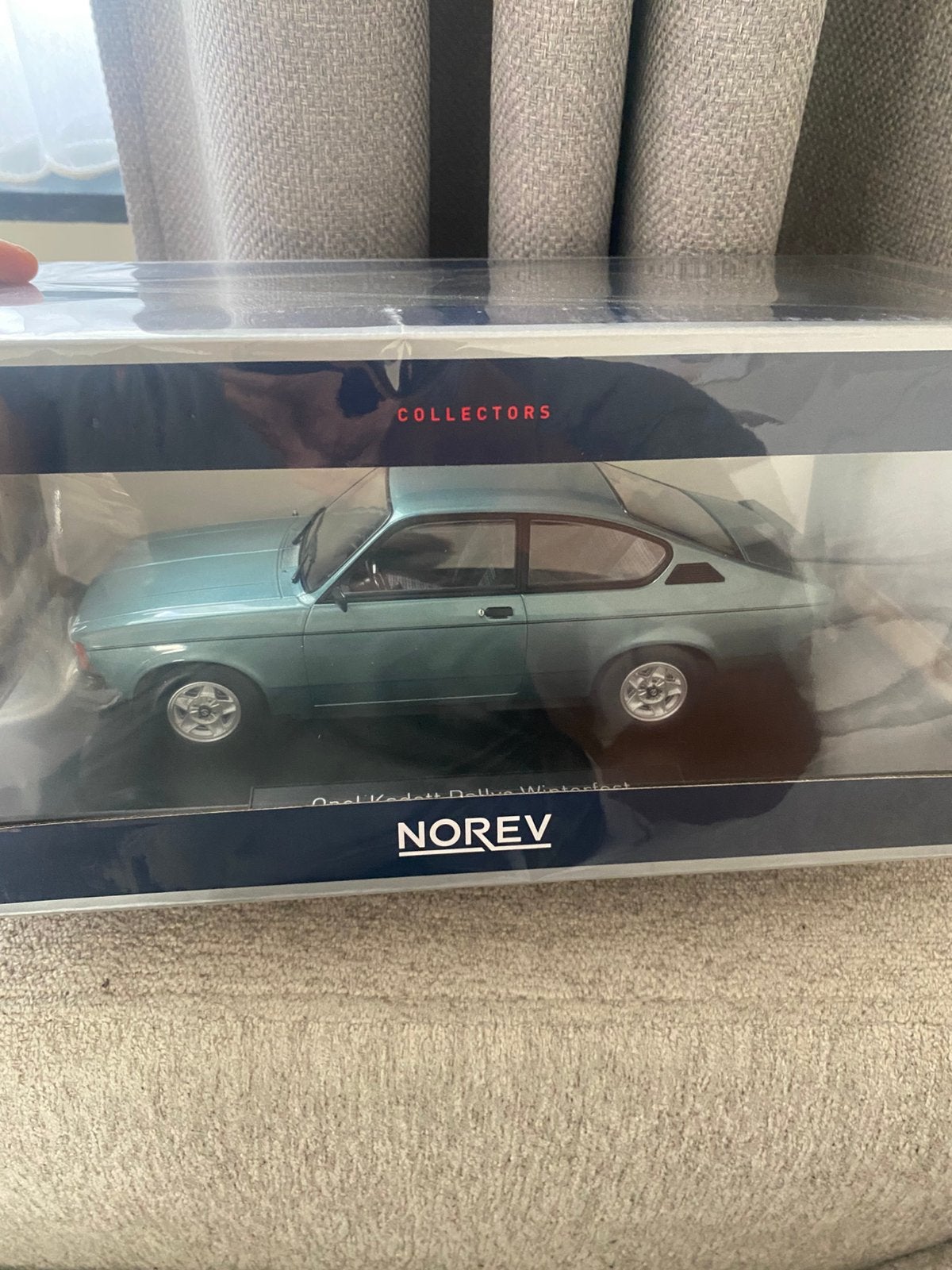 Opel kadett winterfest 1978 1/18, Enlèvement ou Envoi, Comme neuf, Norev