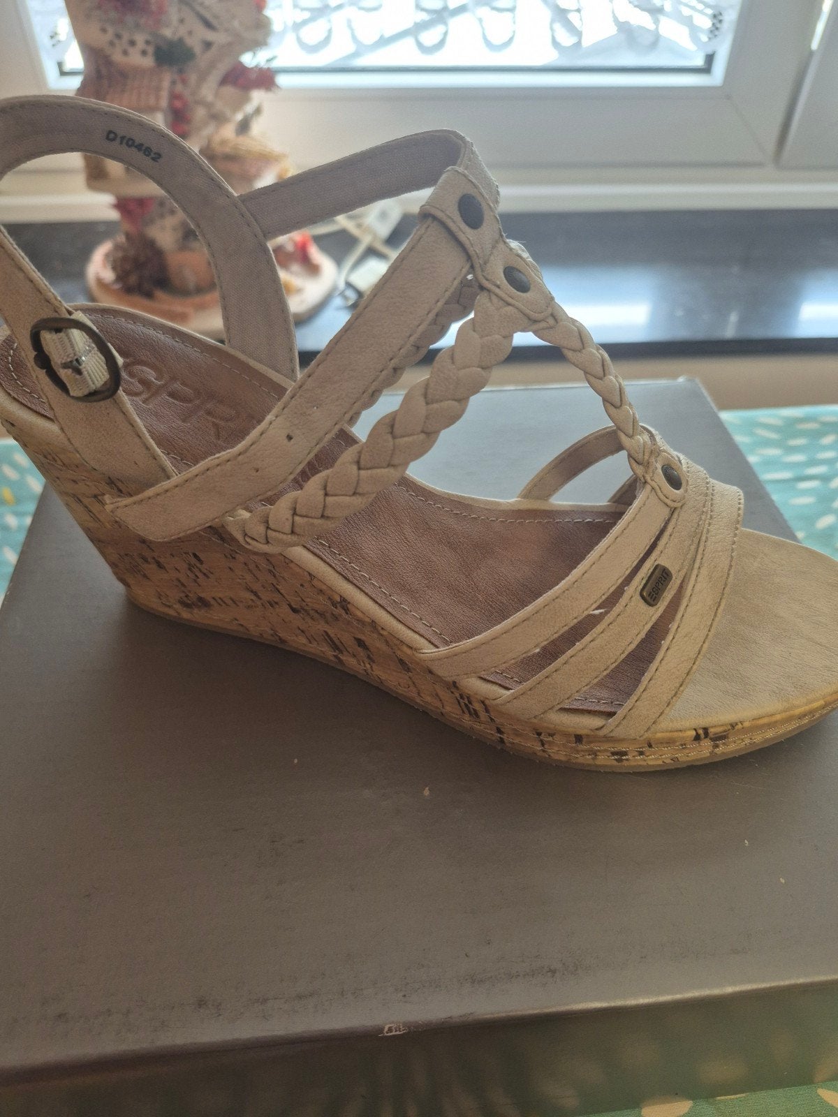 Chaussures Esprit, jamais portées., Enlèvement, Blanc