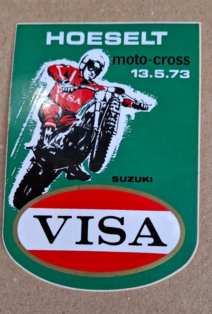 Autocollant vintage de motocross Hoeselt 1973 de l'équipe Vi, Enlèvement ou Envoi, Comme neuf, Voiture ou Moto