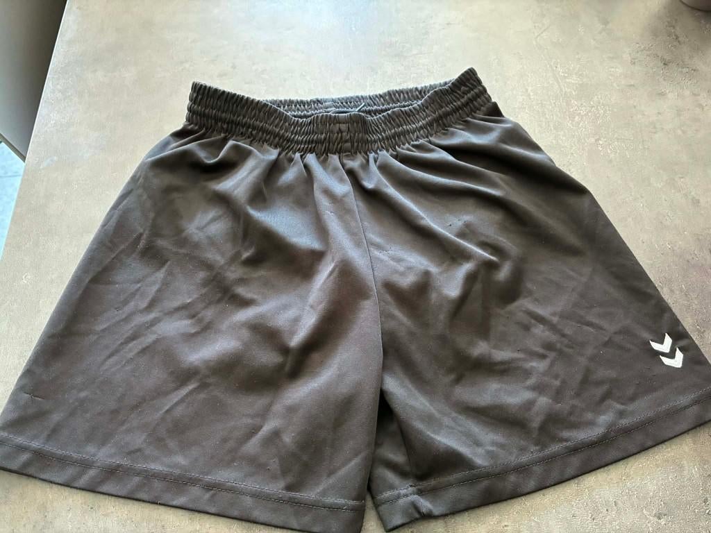 zwarte voetbalshort 164-176, Maat S, Ophalen of Verzenden, Gebruikt, Broek