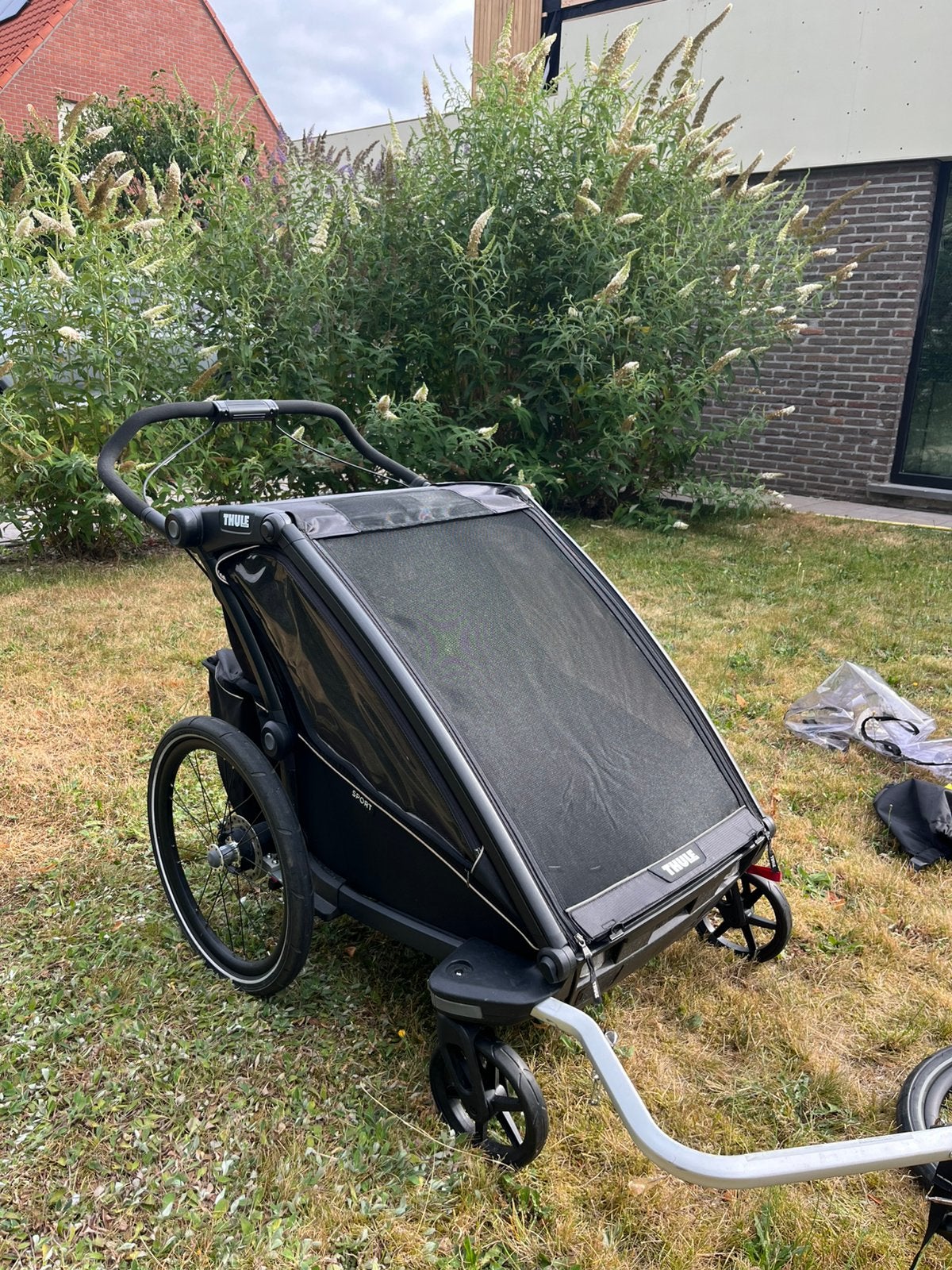 Thule fietskar Chariot Sport double incl.  accessoires, Ophalen, Zo goed als nieuw, Opvouwbaar