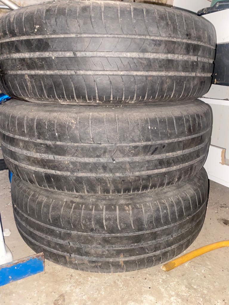 Pneus neige 195/65 R 15 ( Michelin), Pneus et Jantes, Pneus hiver, Autre, Enlèvement