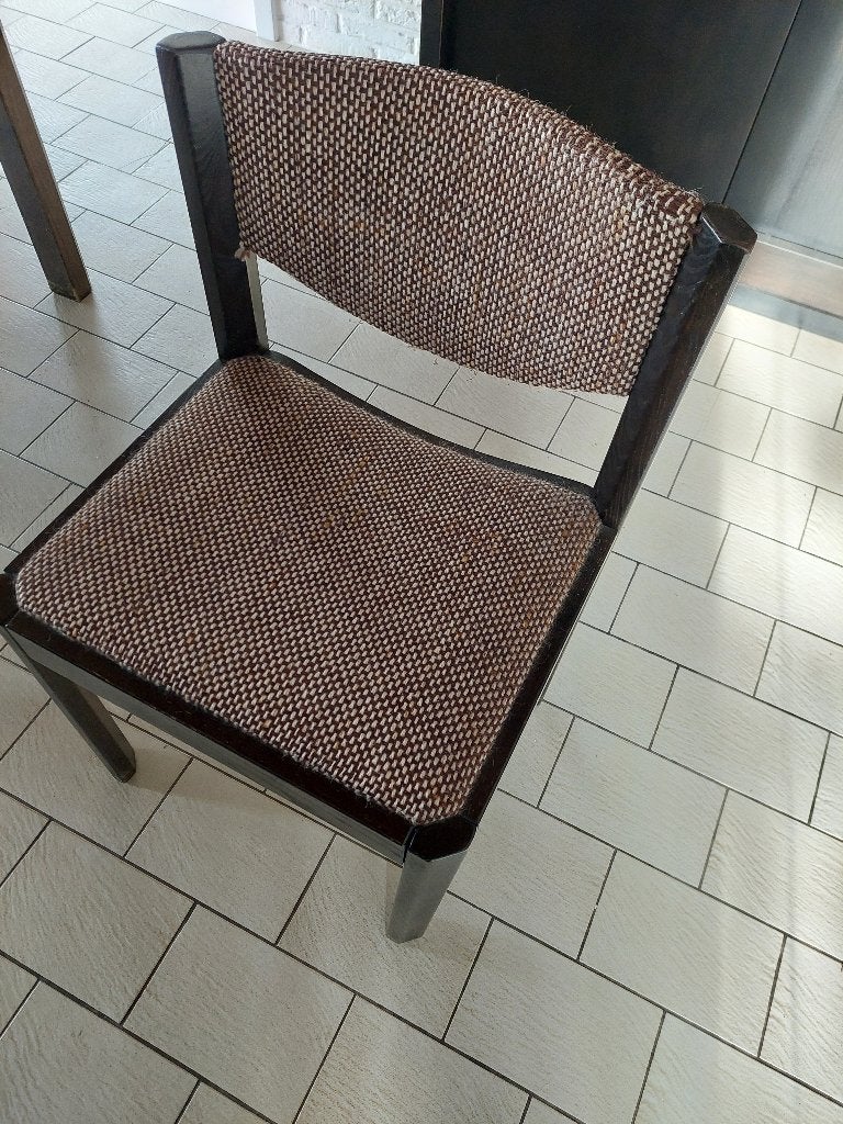 Stoelen, Ophalen, Bruin