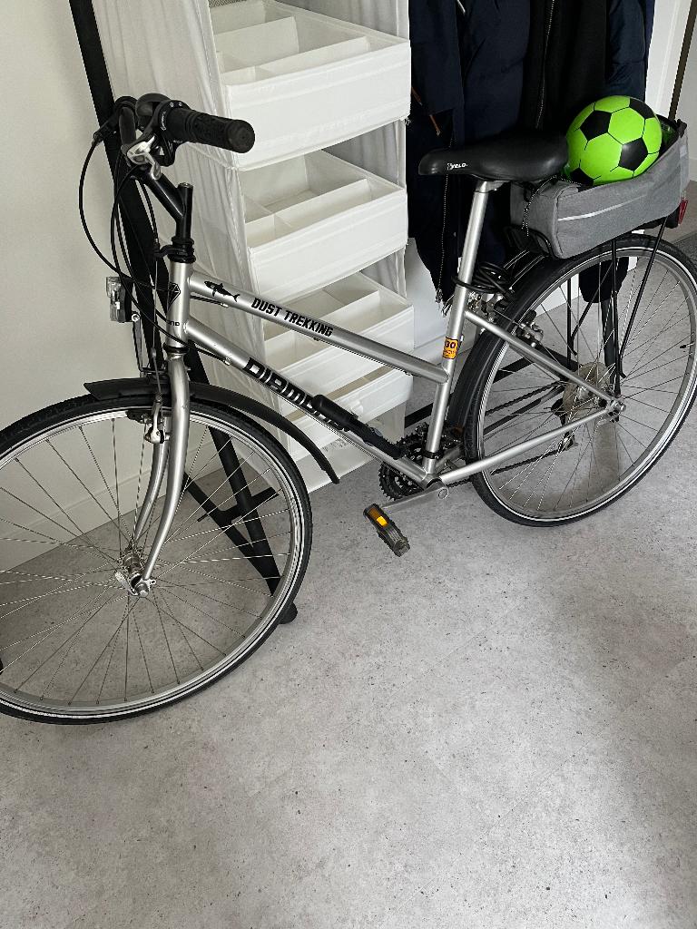 Dust trekking fiets, Fietsen en Brommers, Ophalen, Gebruikt, Minder dan 10 versnellingen, Overige merken