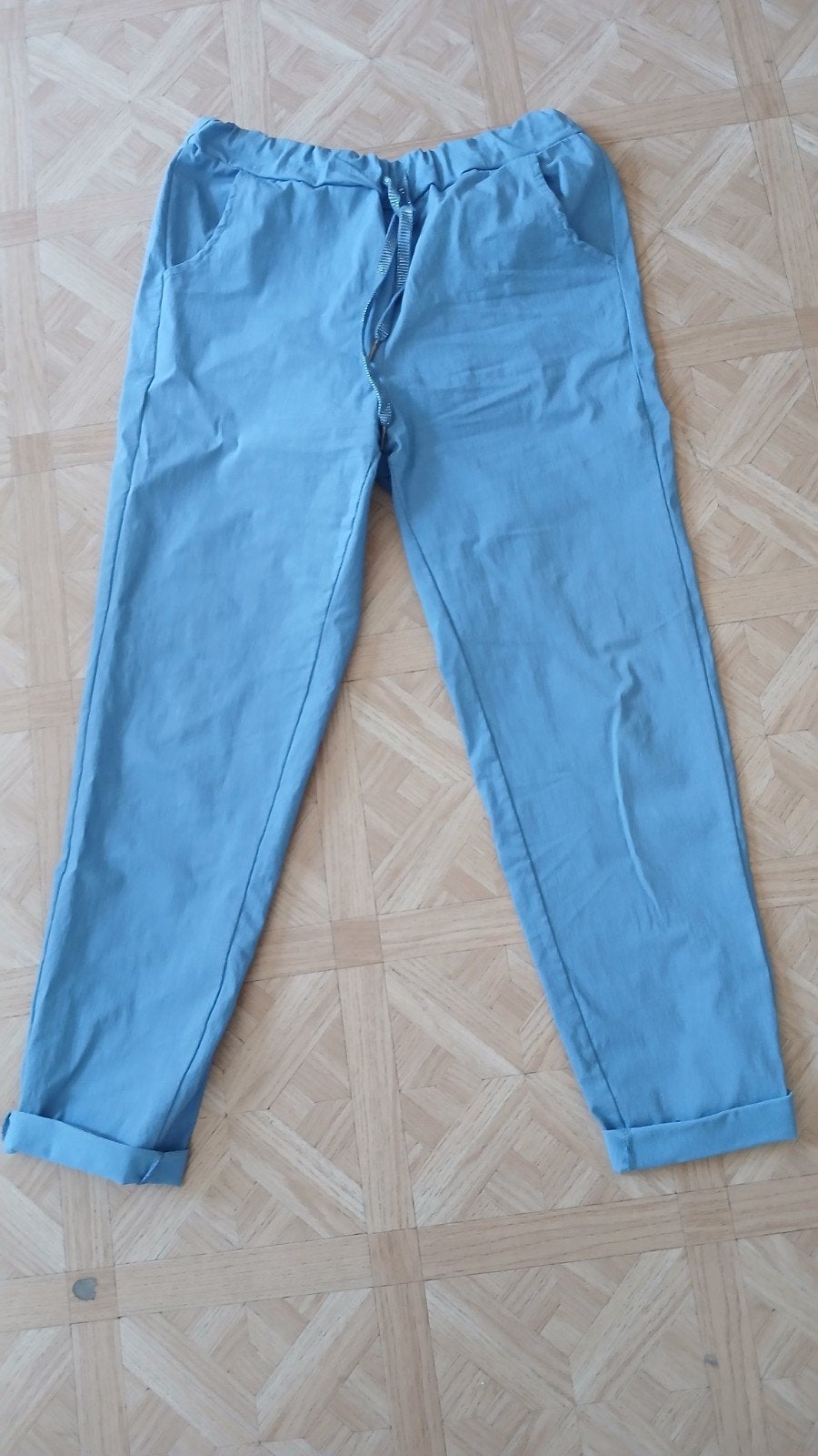 Lange broek, Enlèvement, Bleu