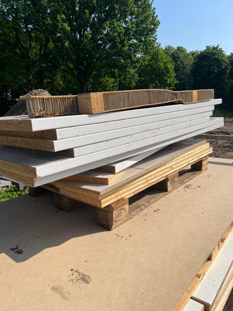 Plusieurs pièces de plan de travail en bois, Bricolage & Construction, Enlèvement, Neuf