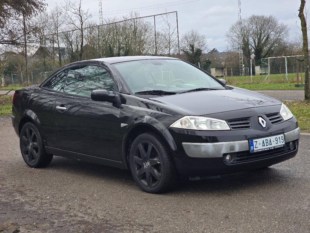 Renault Mégane Cabrio AUTOMAAT - 2.0i - 2004 - Leder,Digi AC, 4 zetels, Beige, Cabriolet, Zwart