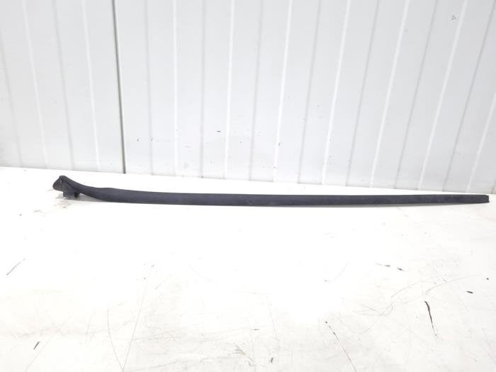 Cadre pare-brise d'un Volkswagen Golf, Volkswagen, -, 3 mois de garantie, Utilisé