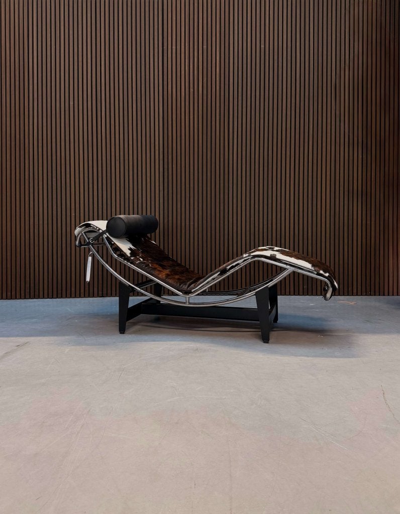 Cassina4 Chaise longue à réglage continu