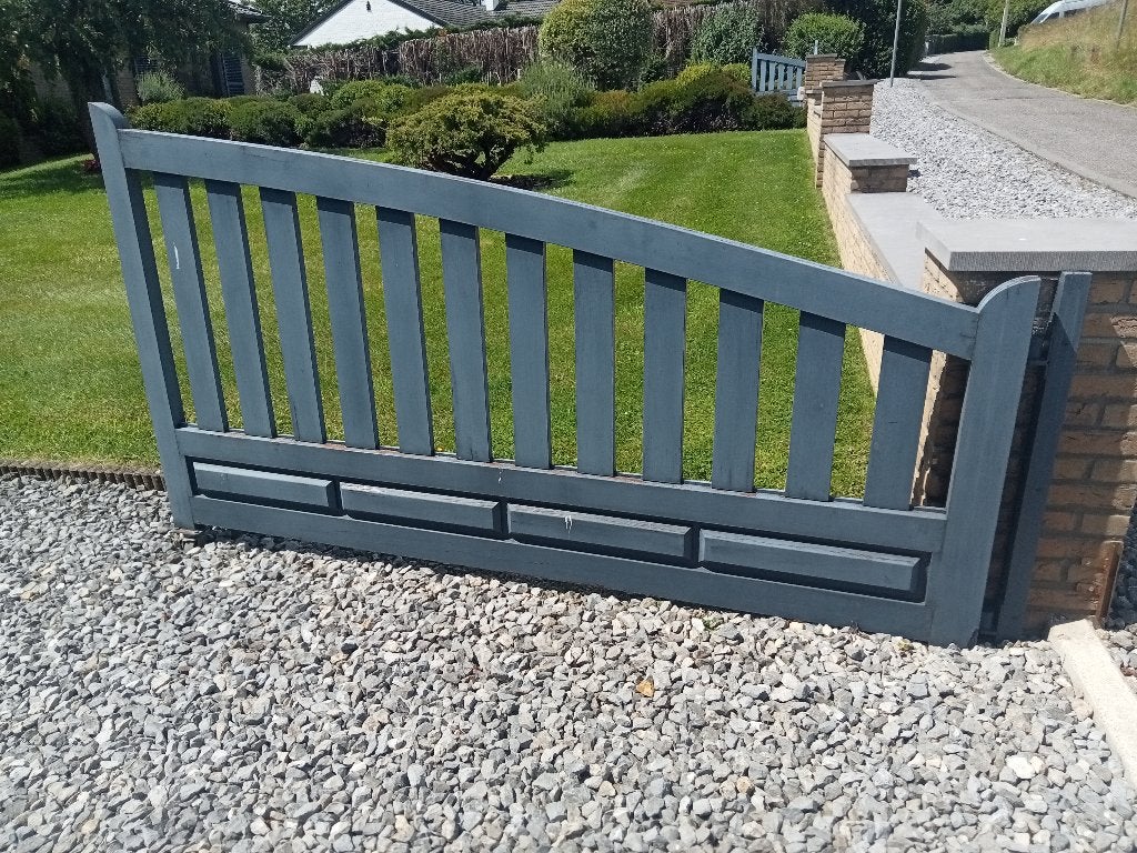 A vendre portail 5 m en bois afzelia 2 battants., Jardin & Terrasse, Portes de jardin, 200 cm ou plus, Portail battant, Enlèvement