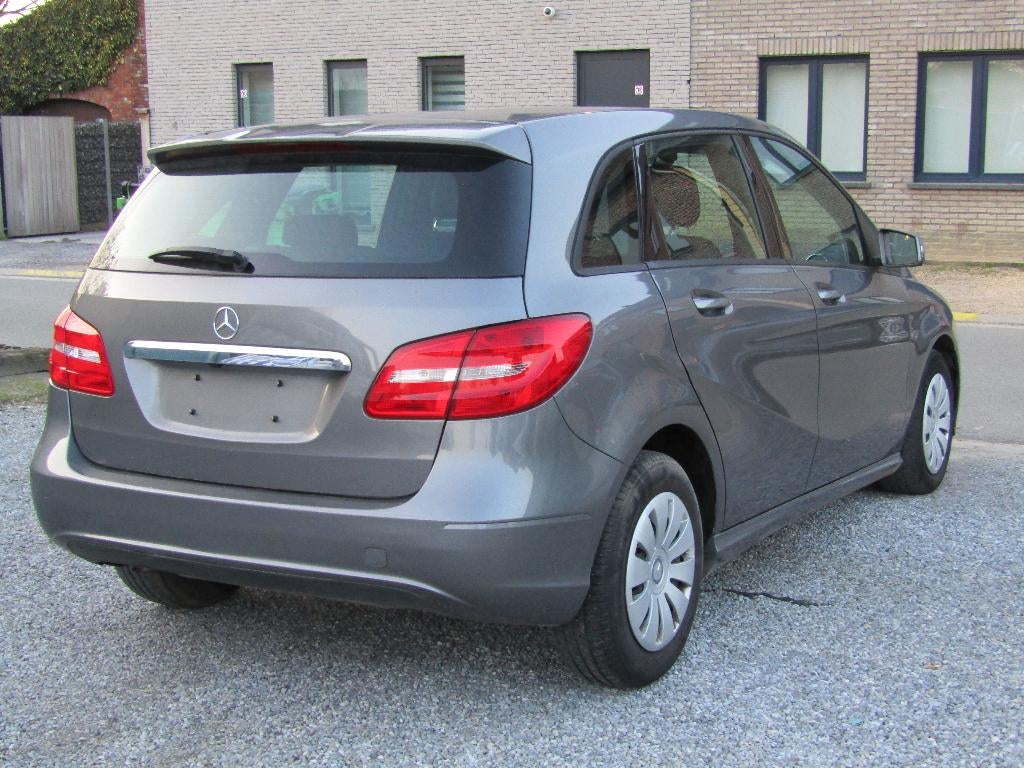 Mercedes B180 CDI Automaat, Auto's, Euro 5, Zwart, 4 cilinders, Bedrijf