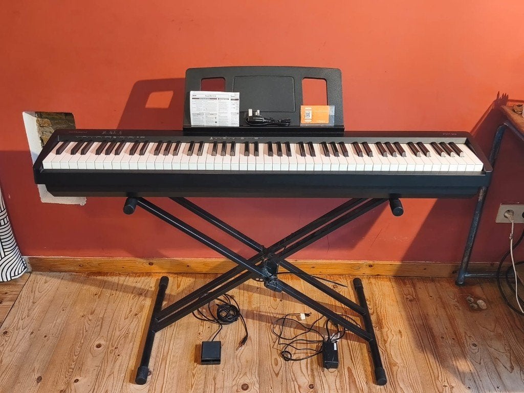 Piano Roland FP-10, Muziek en Instrumenten, Ophalen, Nieuw, Roland