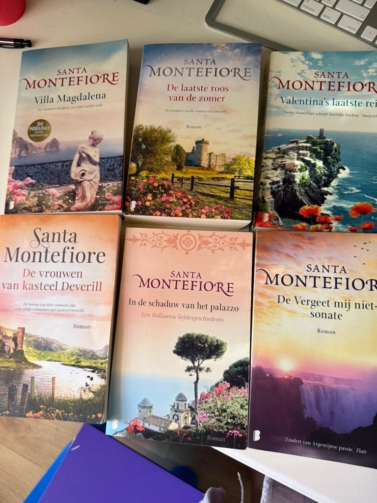 Set van 8 boeken van Santa Montefiore, Boeken, Nieuw, Ophalen of Verzenden, Santa Montefiore, Nederland