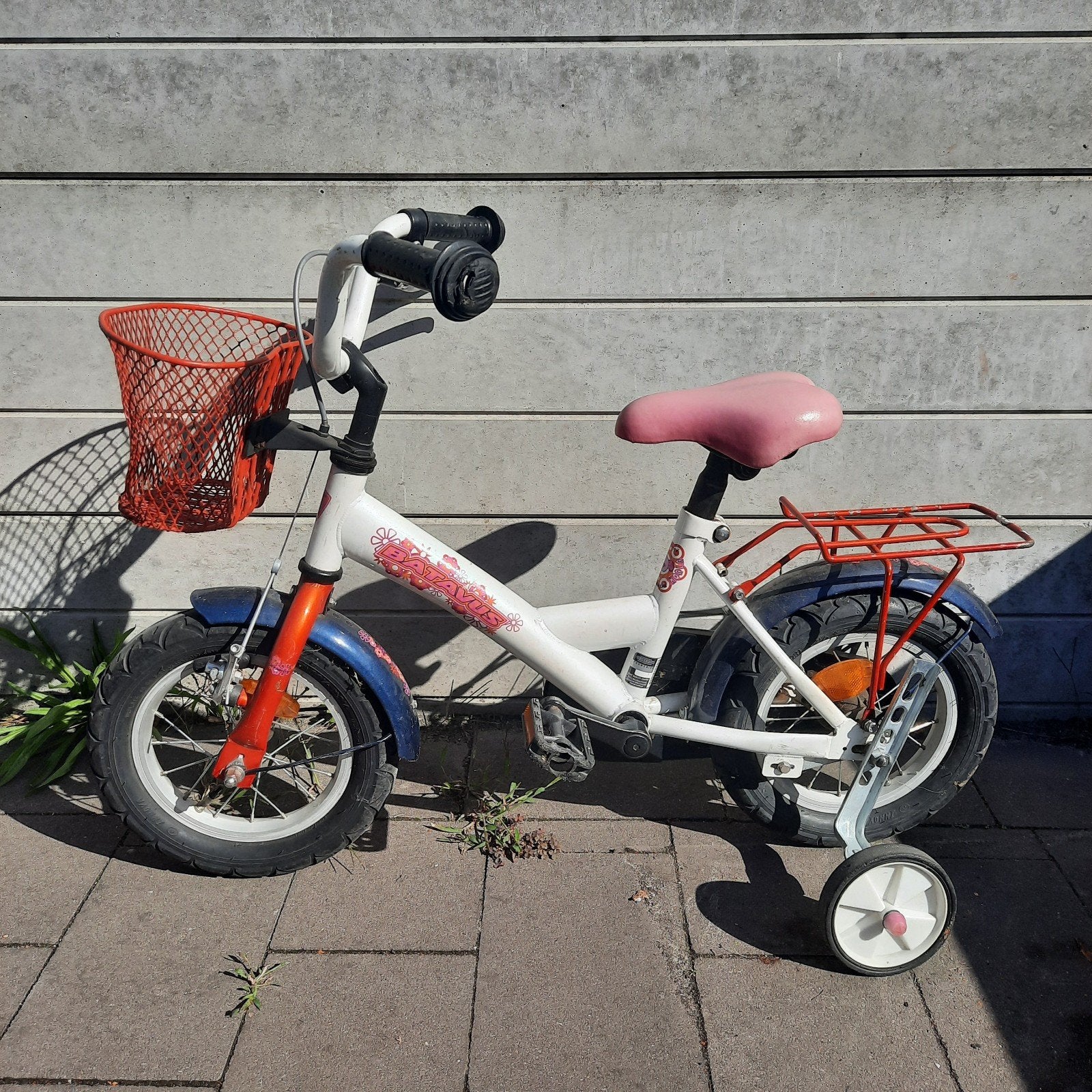 Meisjesfiets 12inch  2 tot 4 jaar, Fietsen en Brommers, Fietsen | Kinderfietsjes, Ophalen