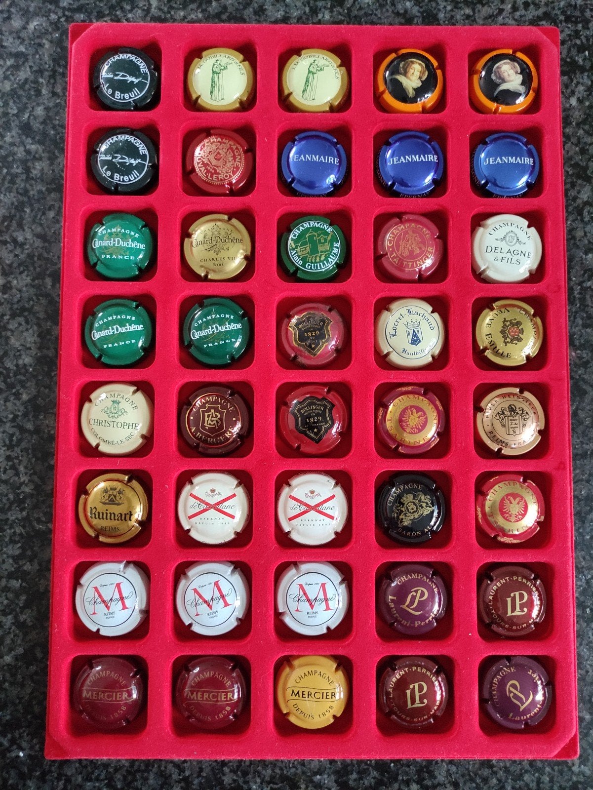 HOOGSTE BOD KRIJGT : 40 TOP CHAMPAGNE CAPSULES, Ophalen of Verzenden